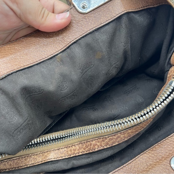 Gucci Tan and Brown Monogram Shoulder Bag - Picture 11 of 16